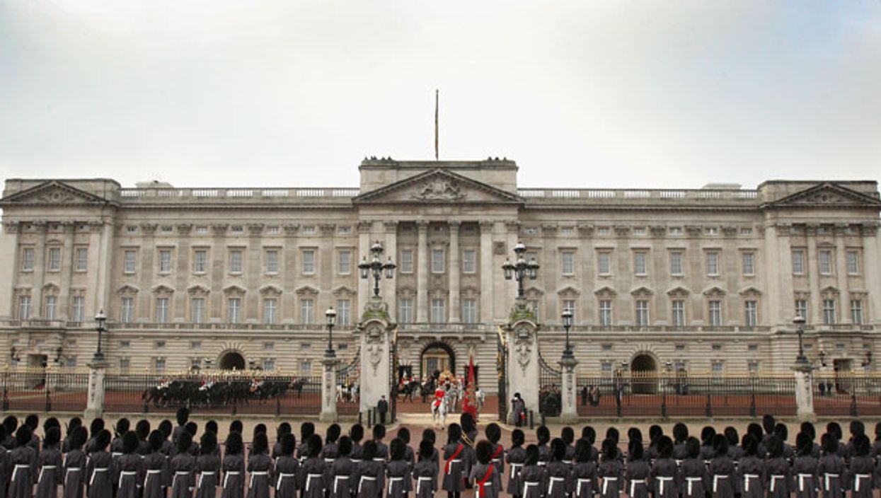 The best new uses for Buckingham Palace, according to the internet