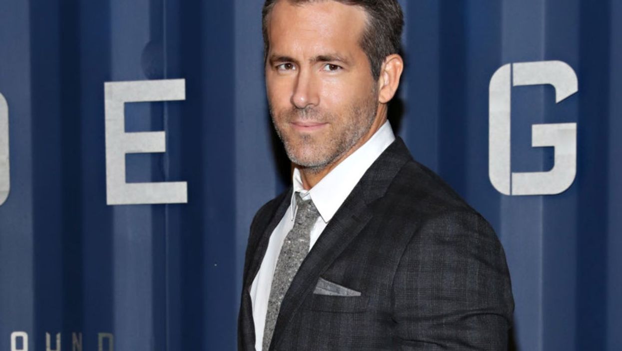 Ryan Reynolds effortlessly trolls conspiracy theorists as he gets Covid vaccine