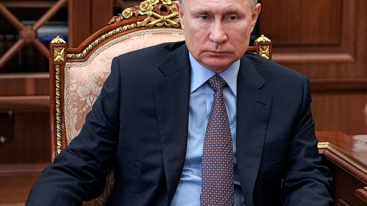 No, this futuristic house does not belong to Vladimir Putin