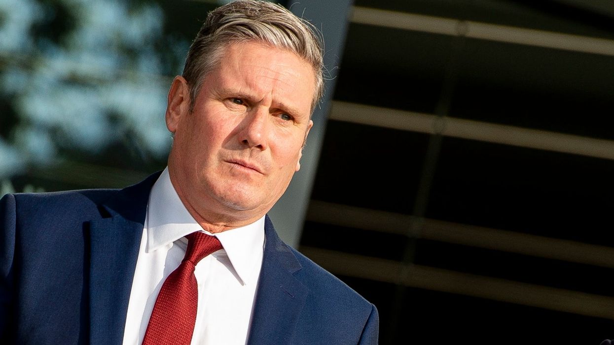 Keir Starmer has perfect response after a confrontation with pub landlord spreading misinformation