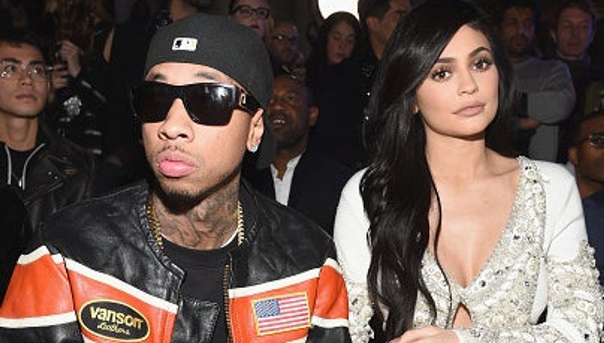 7 Hollywood stars who raised eyebrows by dating teenagers