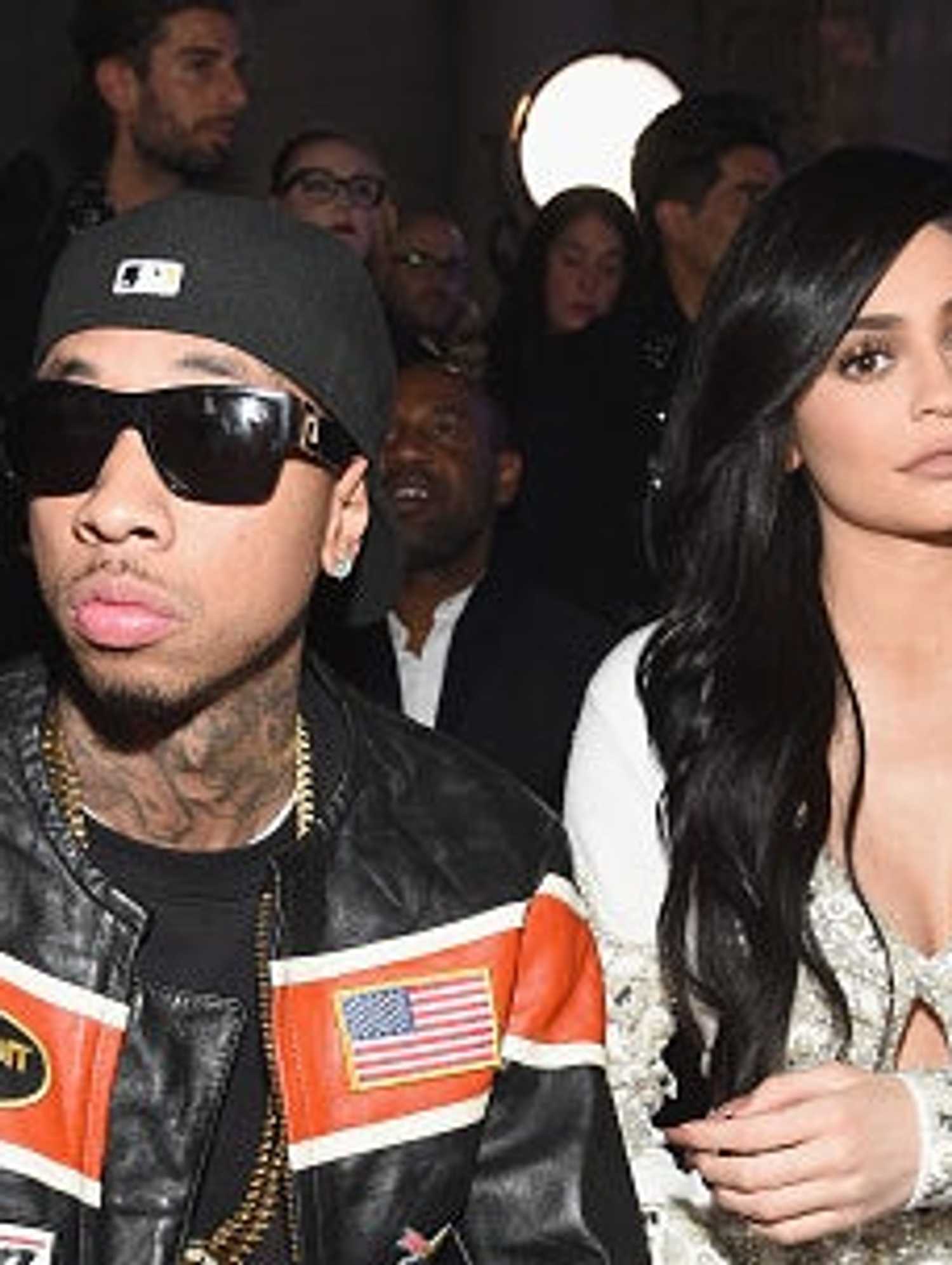 7 Hollywood stars who raised eyebrows by dating teenagers