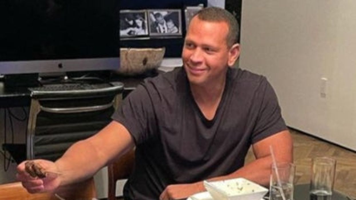 Alex Rodriguez sets empty extra table place after Jennifer Lopez breakup
