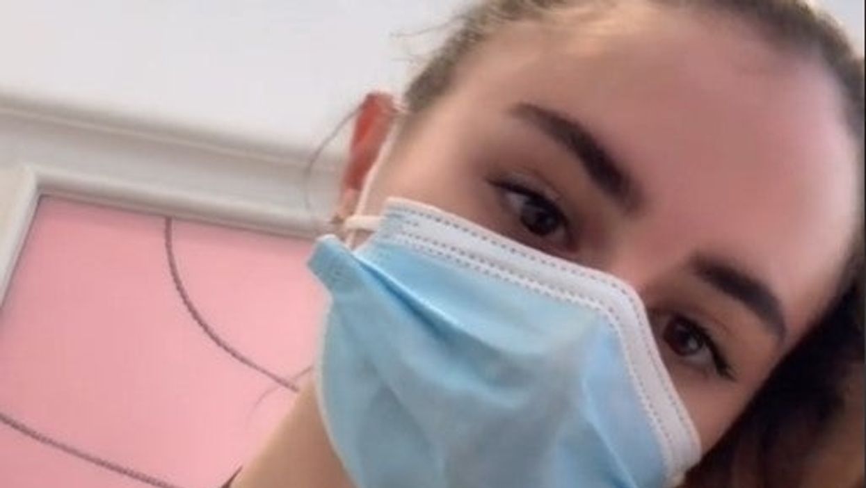 Pandora worker praised for exposing ‘cheating’ man who bought rings for his girlfriend and mistress