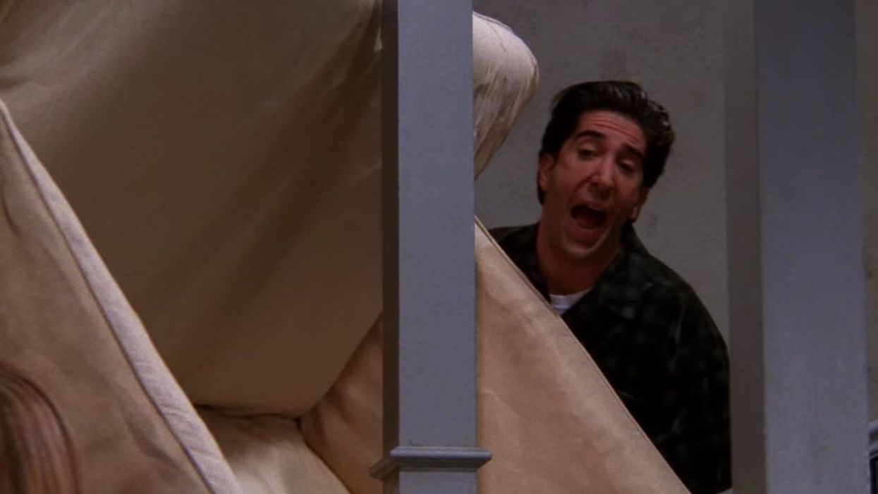 Mathematician figures out how Ross could have got sofa upstairs in iconic Friends pivot scene