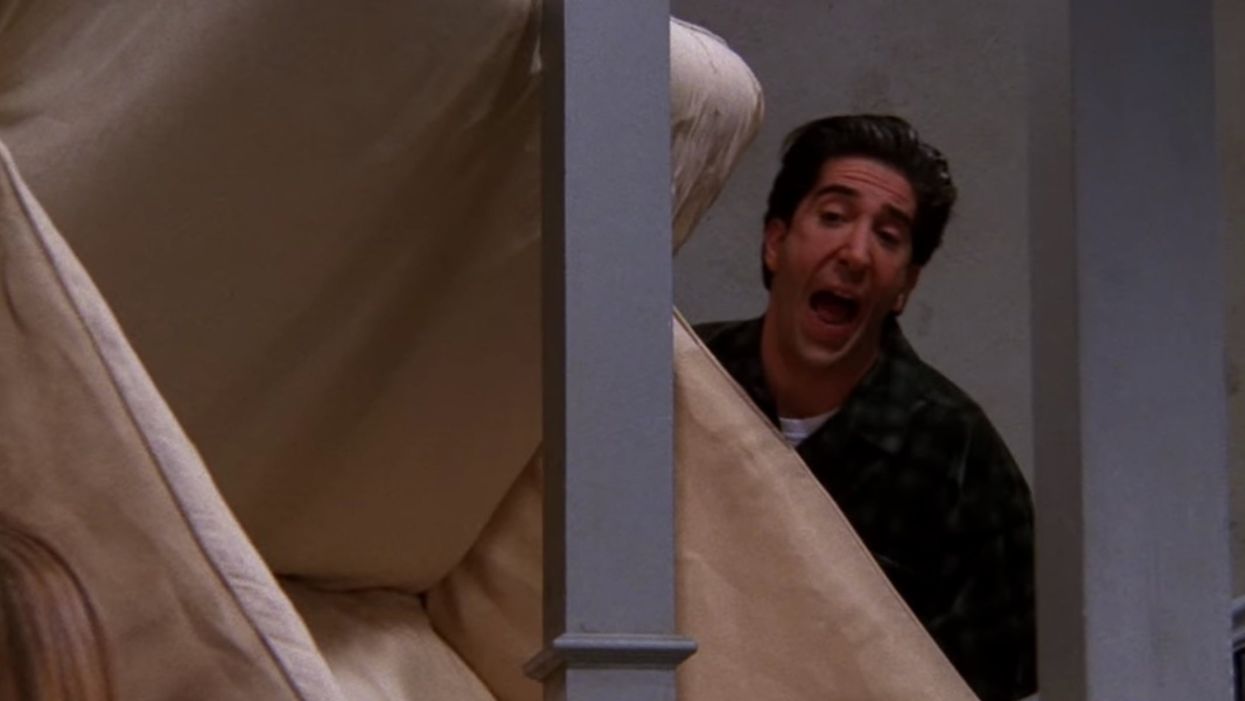 Mathematician figures out how Ross could have got sofa upstairs in iconic Friends pivot scene