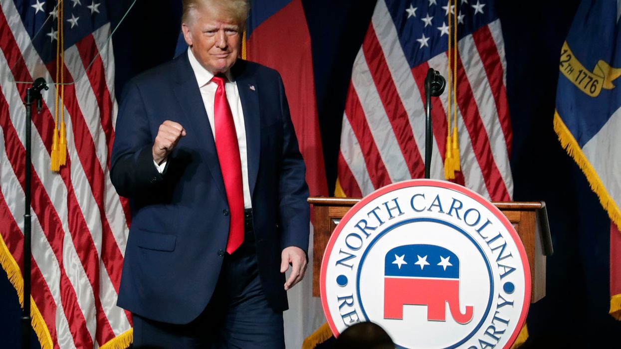 People think Trump had his suit pants on backwards during a speech last night and they can’t stop laughing