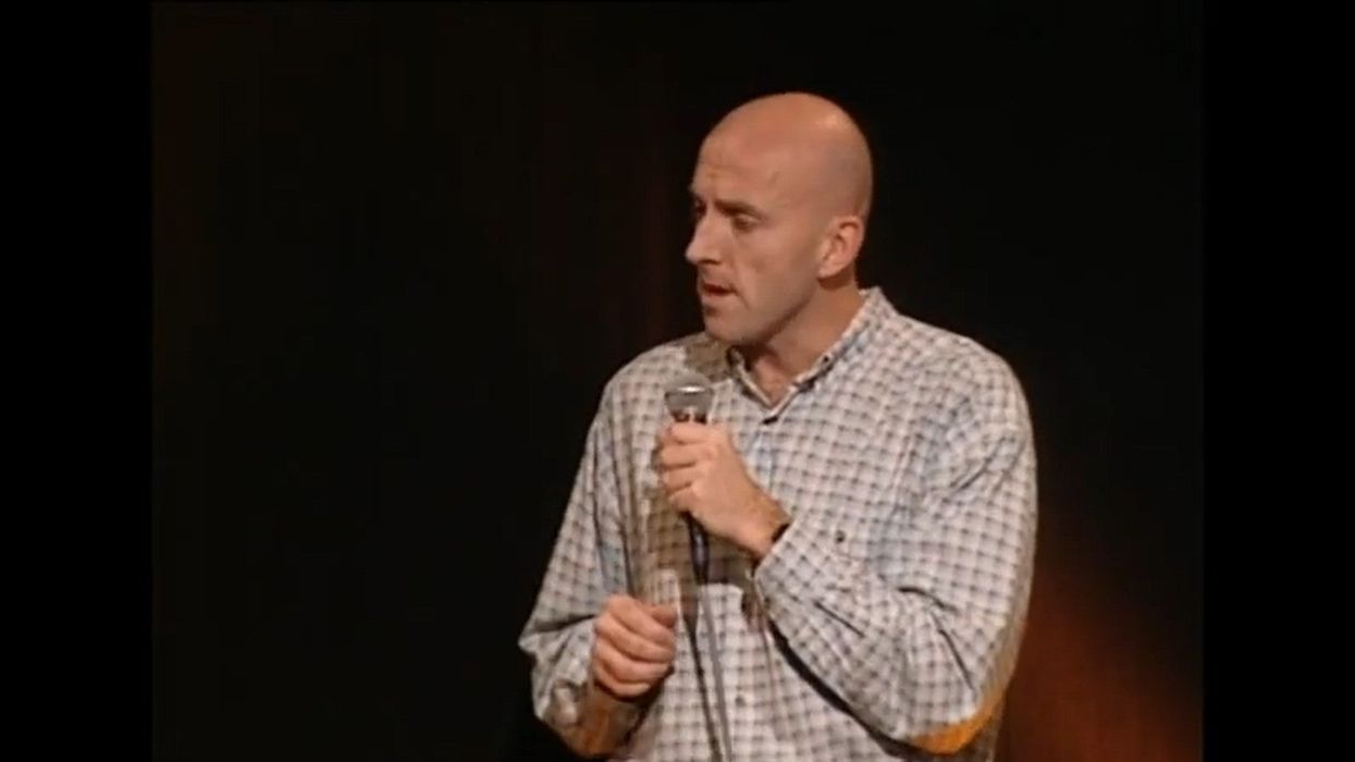 Comedian Lee Hurst tried to make a dig at young people getting the vaccine and it backfired spectacularly