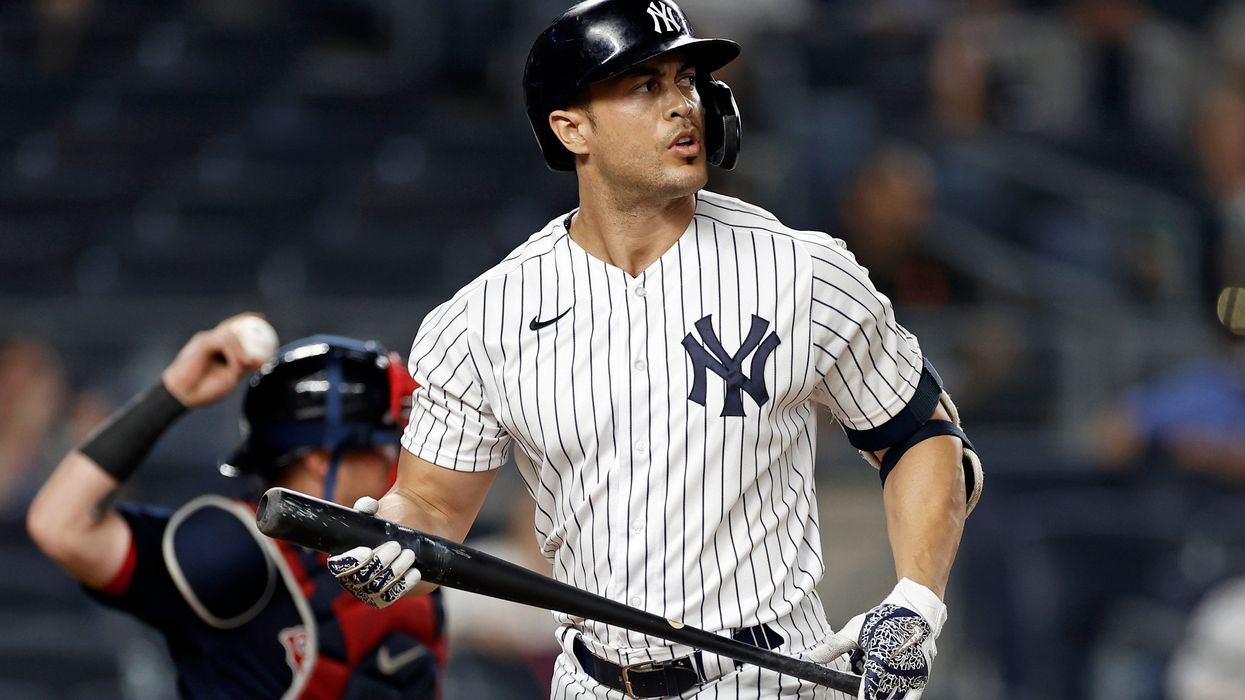 TikTok shows adult baseball fan trash-talking children and flashing loser sign