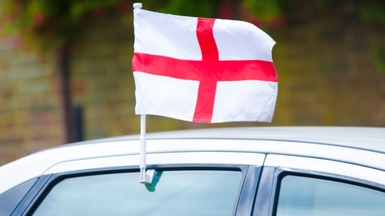 You could face a £1,000 fine for flying a flag on your car during Euro 2020