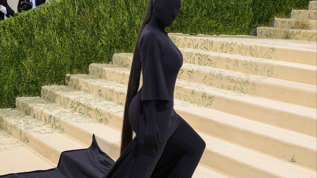 People are asking Kim Kardashian’s make-up artist ‘was it worth it’ after she turned up with full face-covering