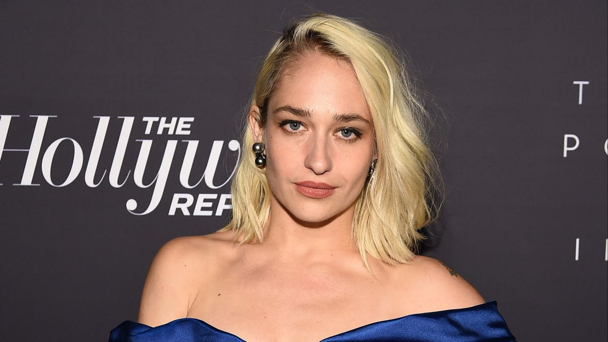 ‘Girls’ star mocks Met Gala outfits, saying Megan Fox looked like porn award attendee