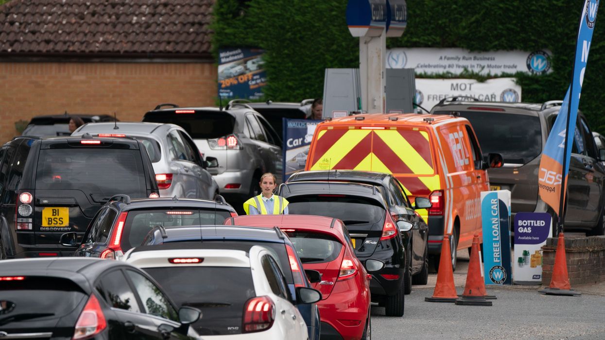 Firefighter issues warning to stockpiling motorists as he shares harrowing photograph