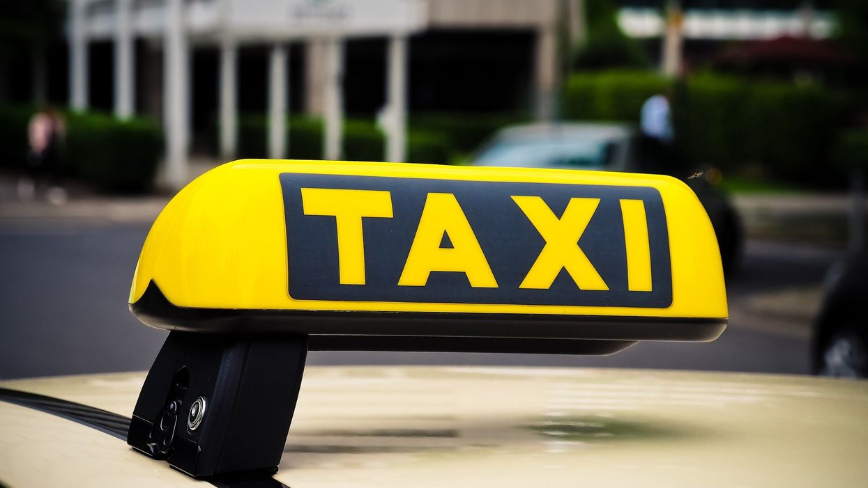 Irish taxi driver goes viral after leaving blunt note for his passengers