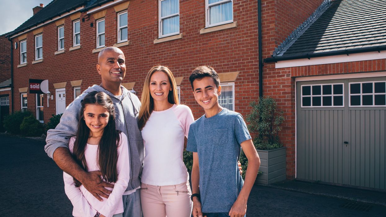 Woman says people need to own house and be married by age 30 - and Twitter roasted her