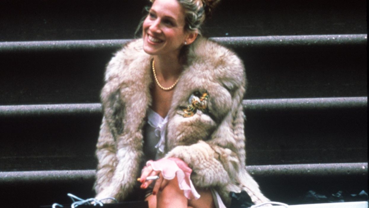 You can now stay at Carrie Bradshaw’s iconic New York apartment for $23