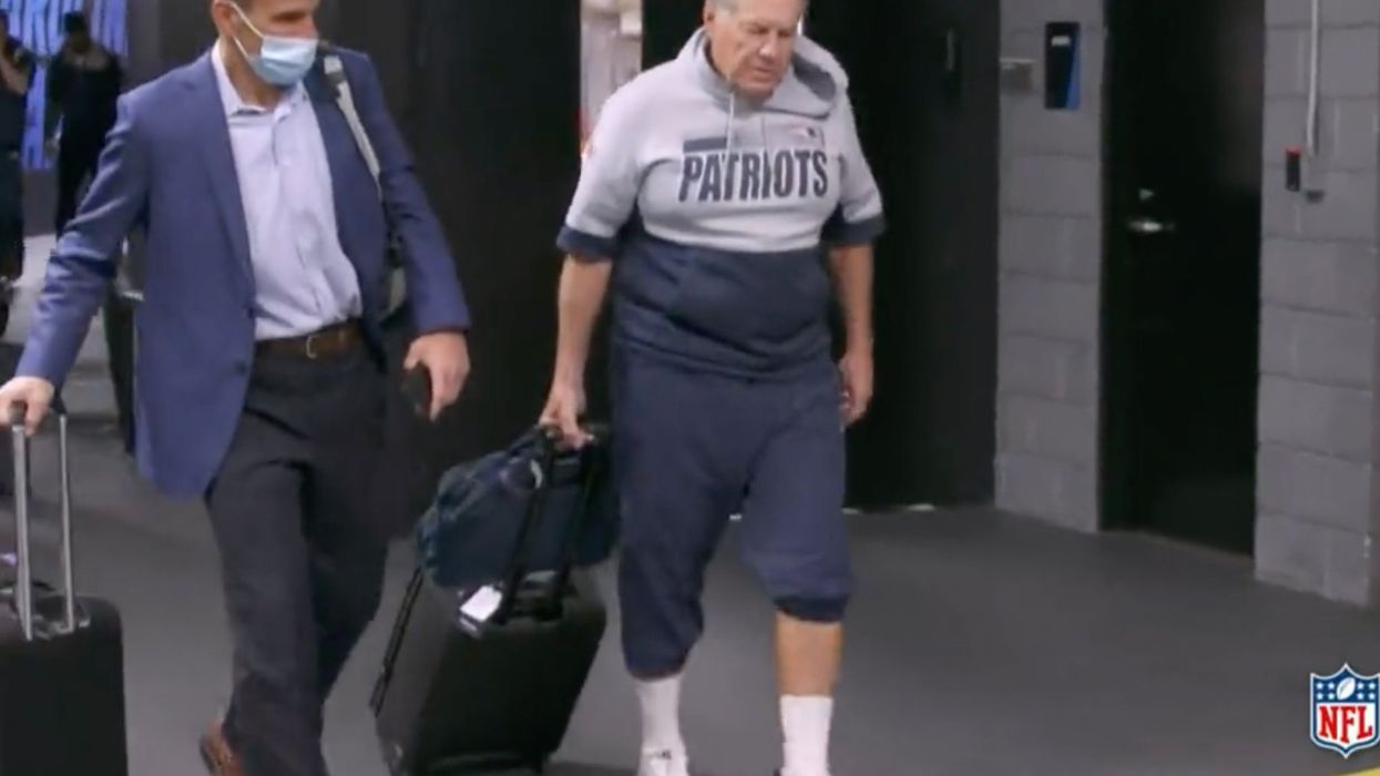 Bill Belichick roasted for gameday outfit: ‘Looks like grandma going to aerobics’