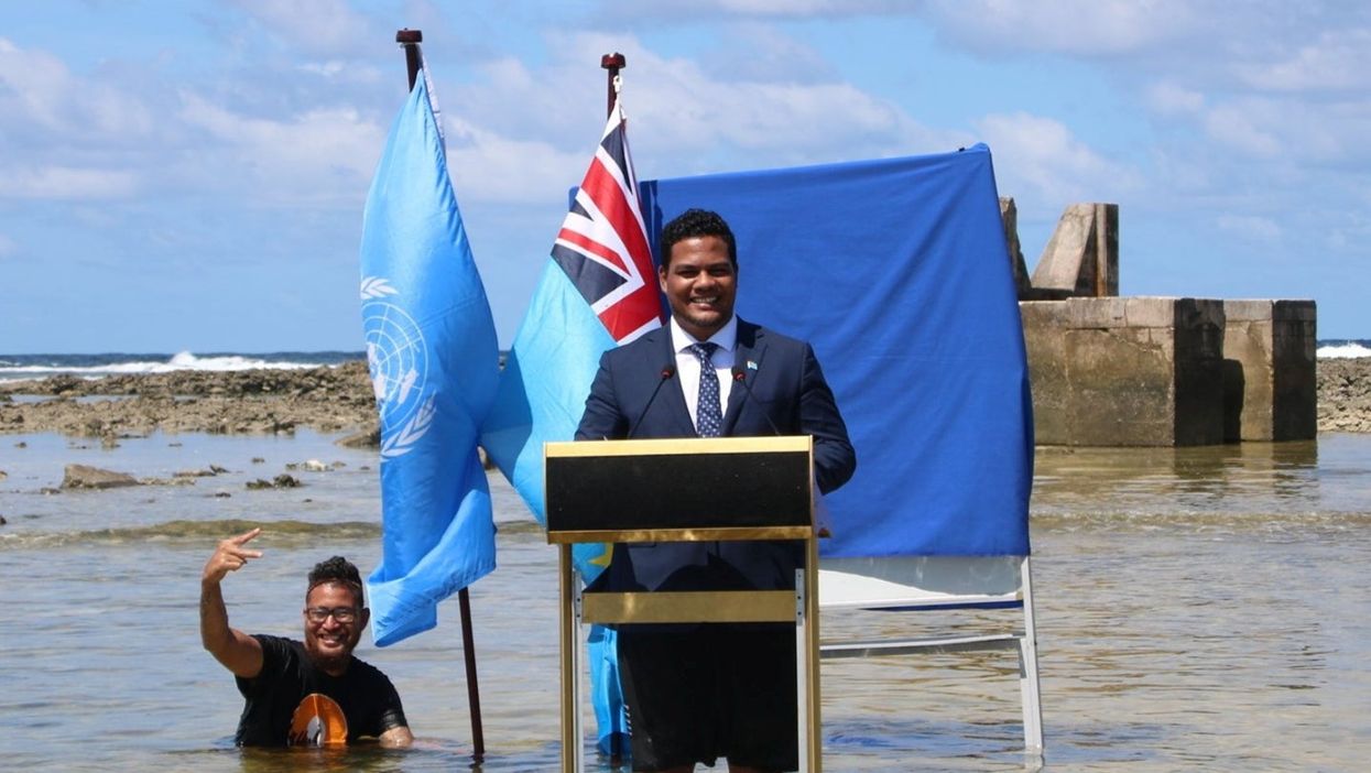 Politician gives Cop26 speech knee-deep in sea to make powerful point on climate change