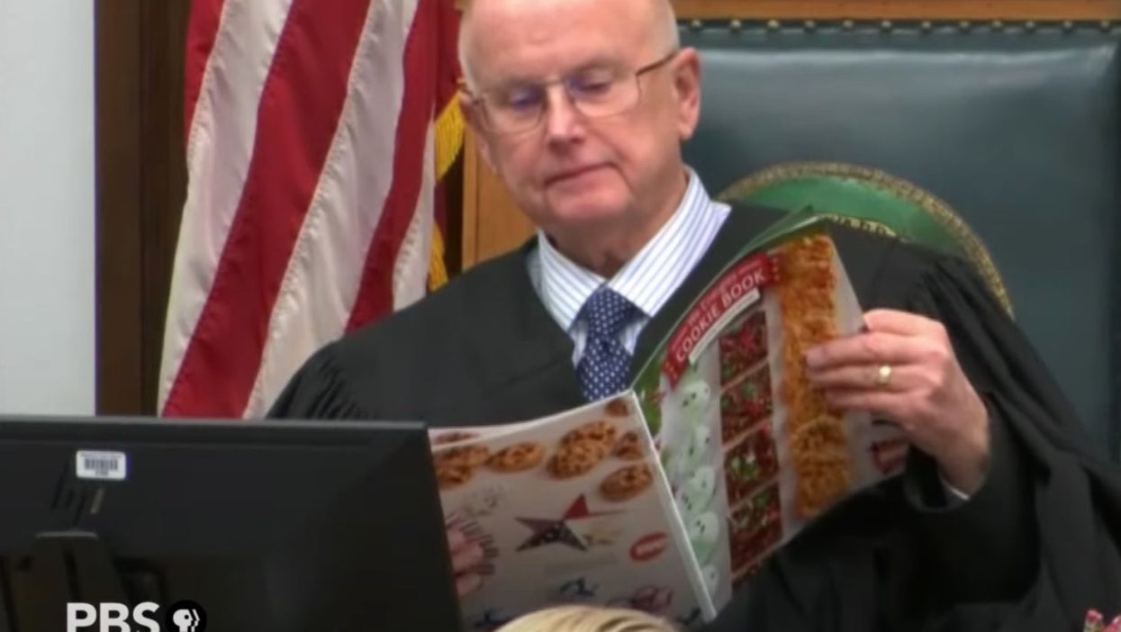 Kyle Rittenhouse judge spotted reading cookie catalogue during trial