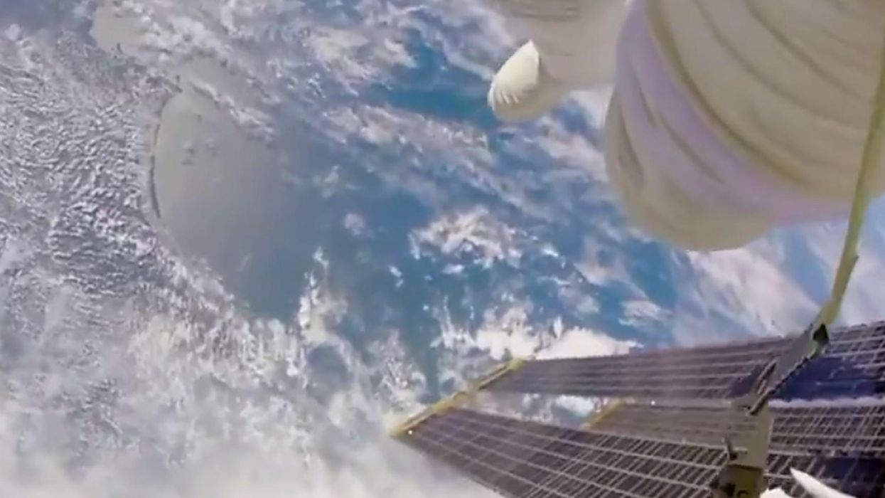 Mesmerising NASA footage shows exactly how it feels to be floating in space