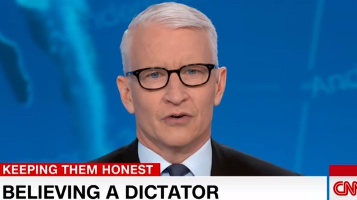 CNN host mocks Trump by reading out his own tweet then perfectly explains why he was so wrong