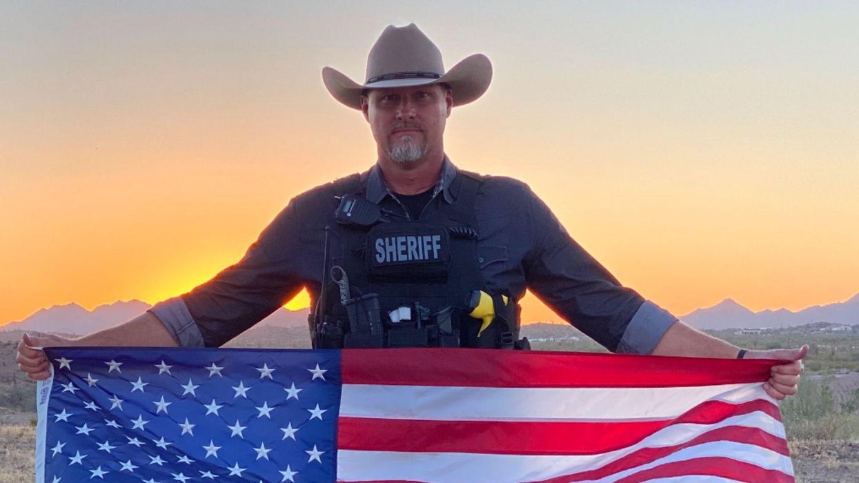 Arizona sheriff who refused to enforce lockdown because too few people died tests positive for coronavirus
