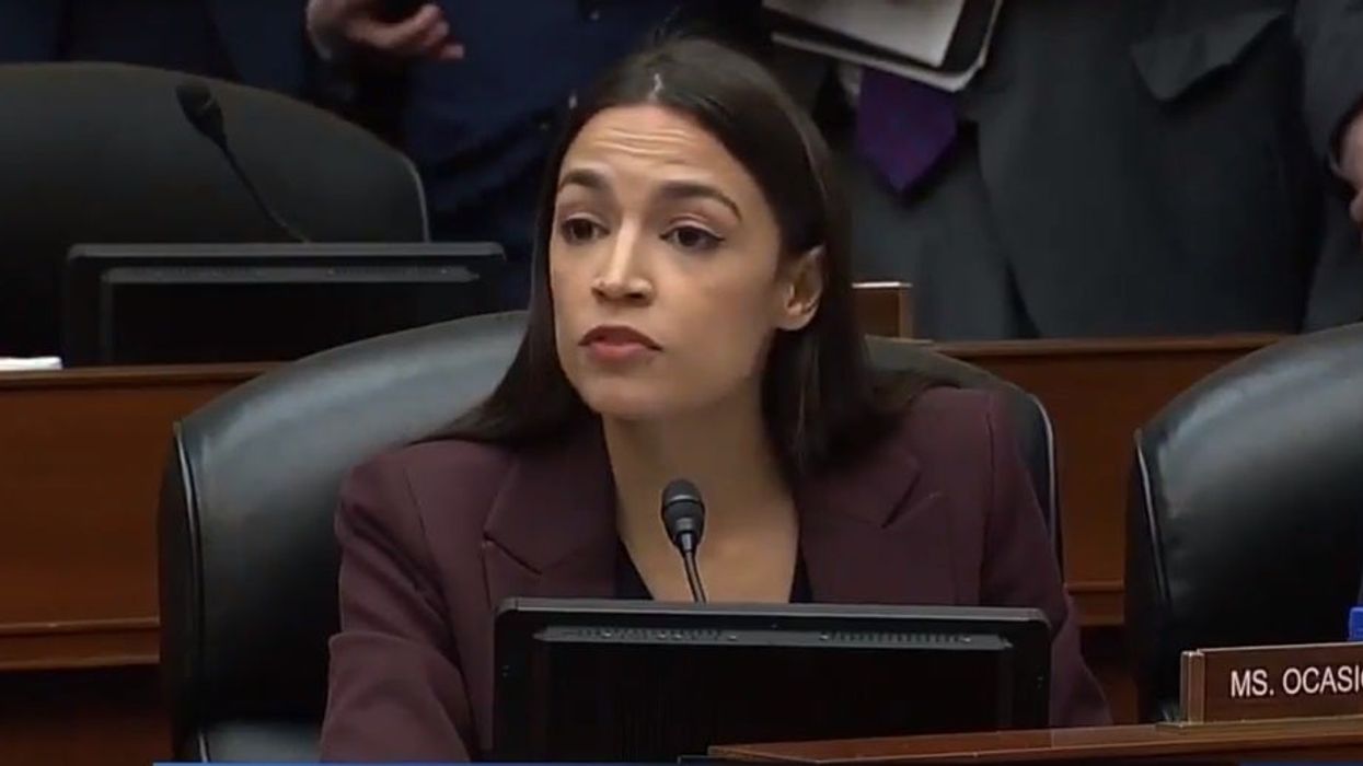 Ocasio-Cortez expertly interrogates Trump's ex-lawyer Michael Cohen at congress hearing