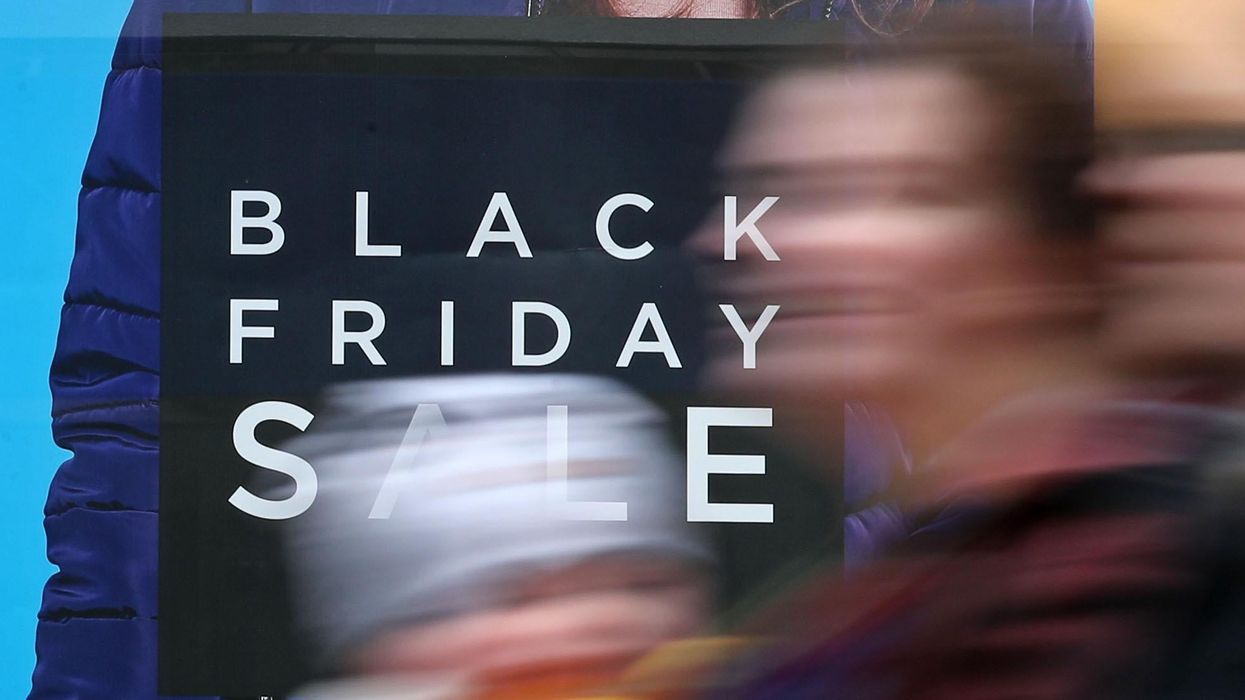 12 tweets that perfectly sum up every person on Black Friday