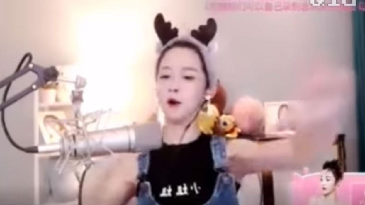 Famous Chinese celebrity blogger gets five days jail time for ‘disrespecting’ national anthem