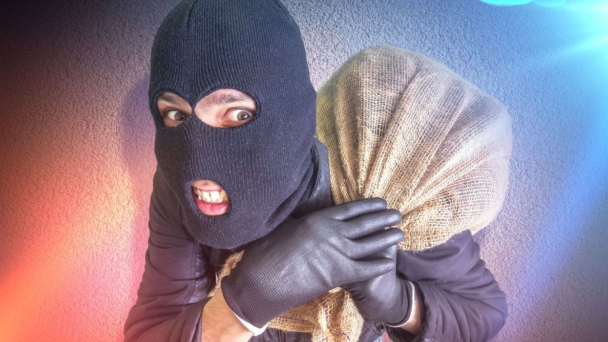 A burglar tried to rob an escape room and got trapped