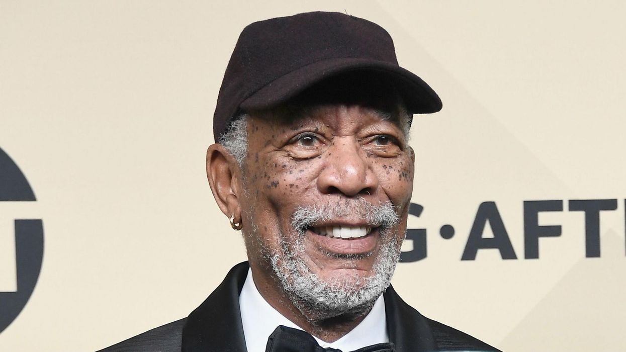 Footage of Morgan Freeman making inappropriate comments to female journalists is unearthed