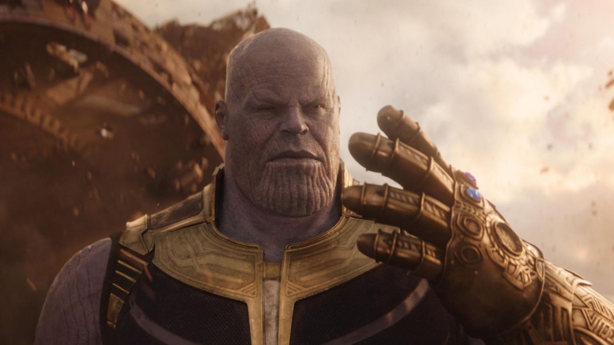 Fans are making their own Infinity Gauntlet and they're hilarious
