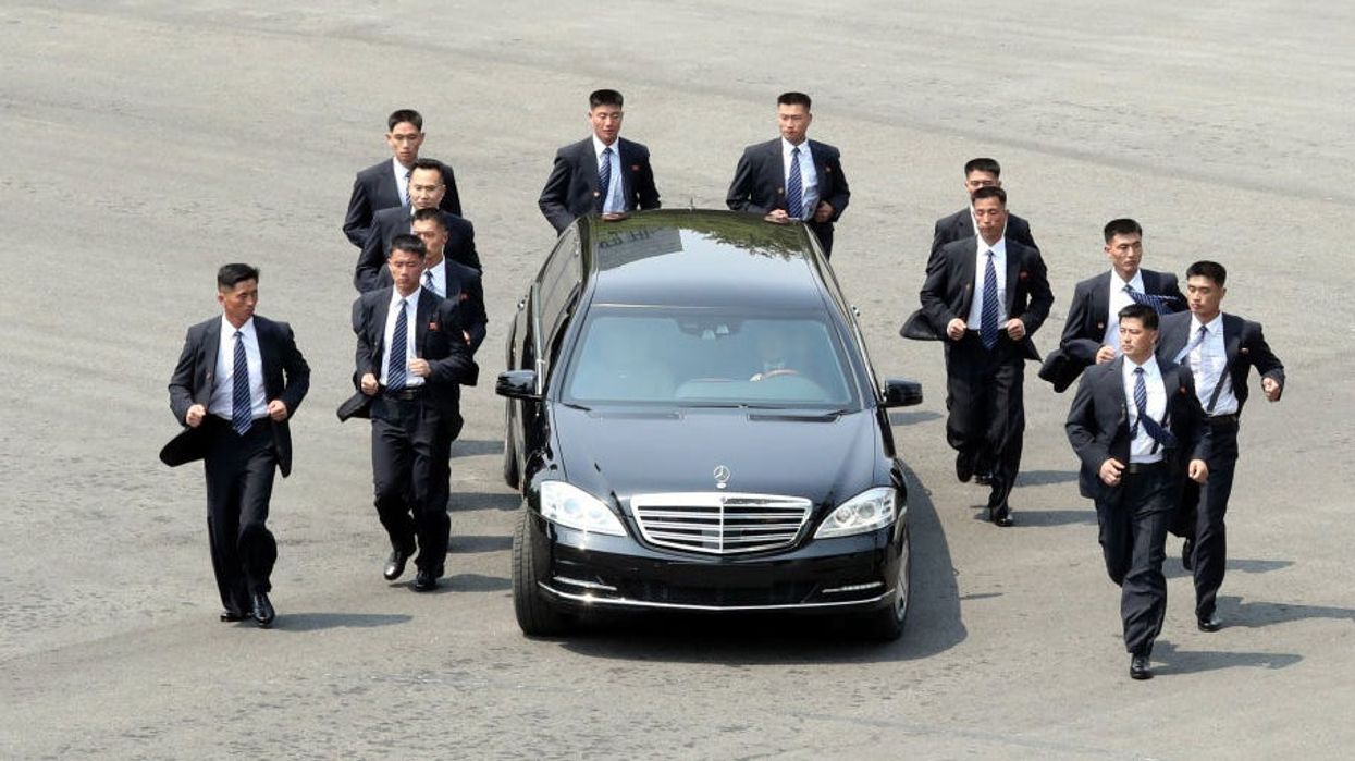 The internet didn't know what to make of Kim Jong-un's jogging bodyguards