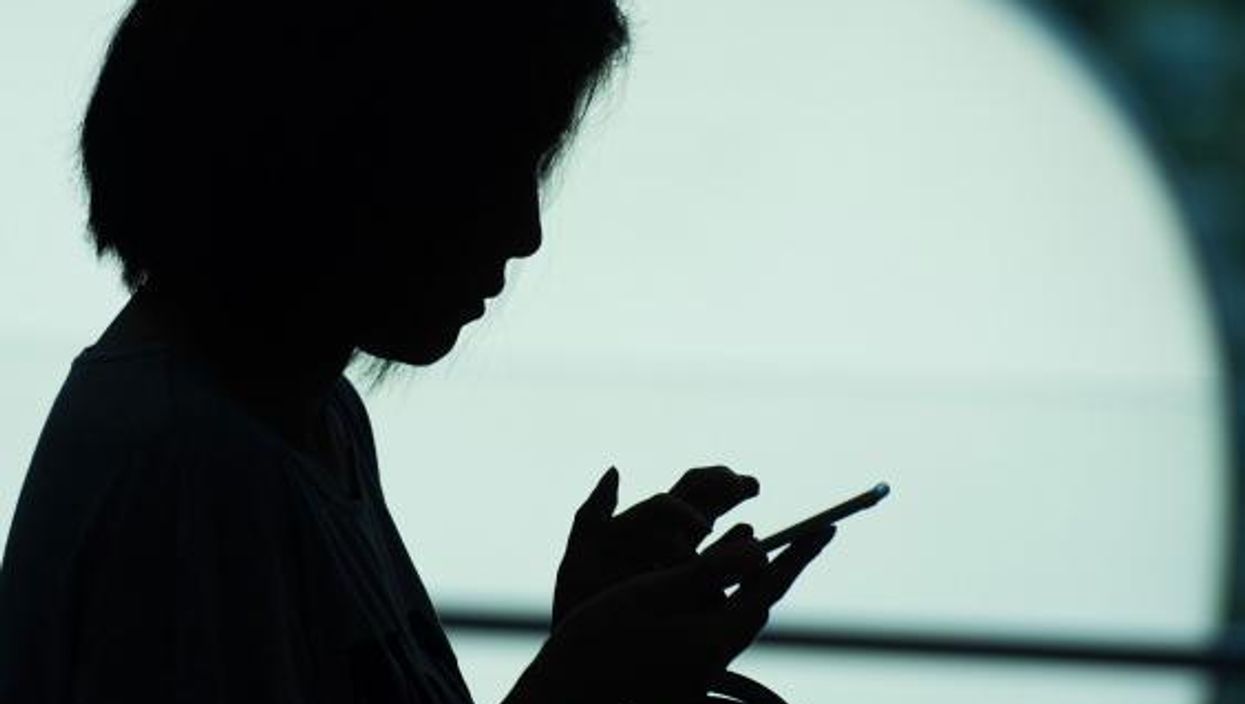 Teenage girl's phone explodes killing her while she talks to her family