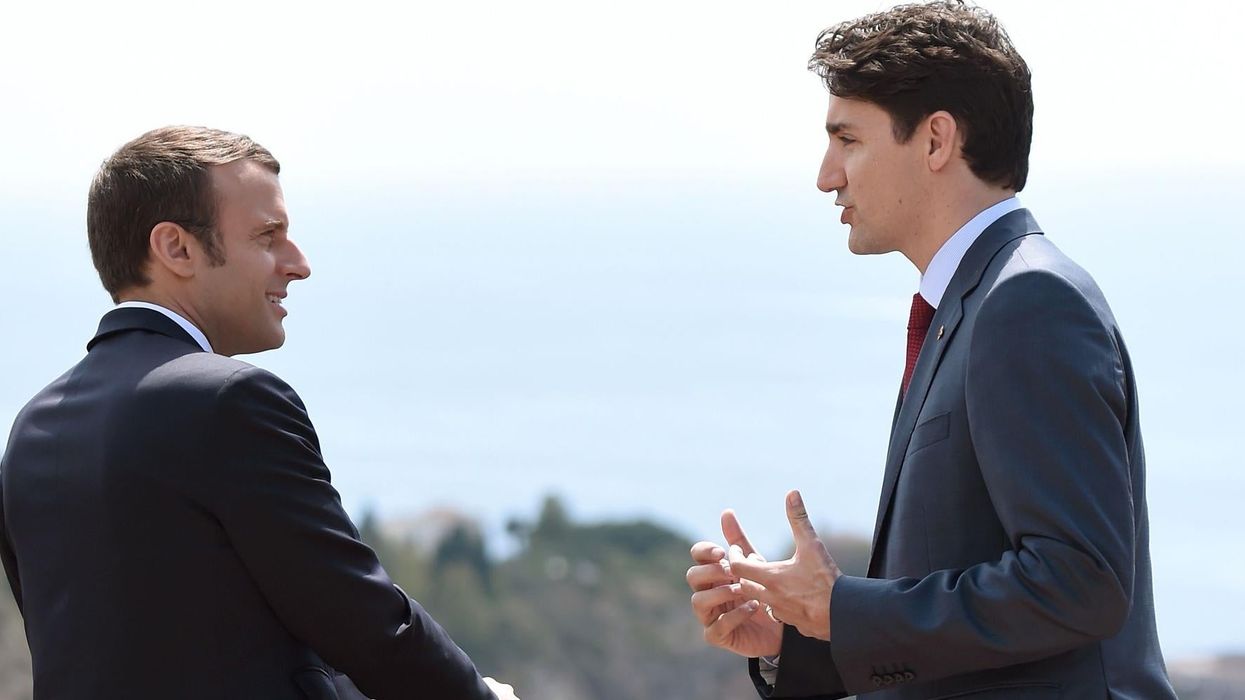 Two of the most popular world leaders went for a walk and the pictures are incredible