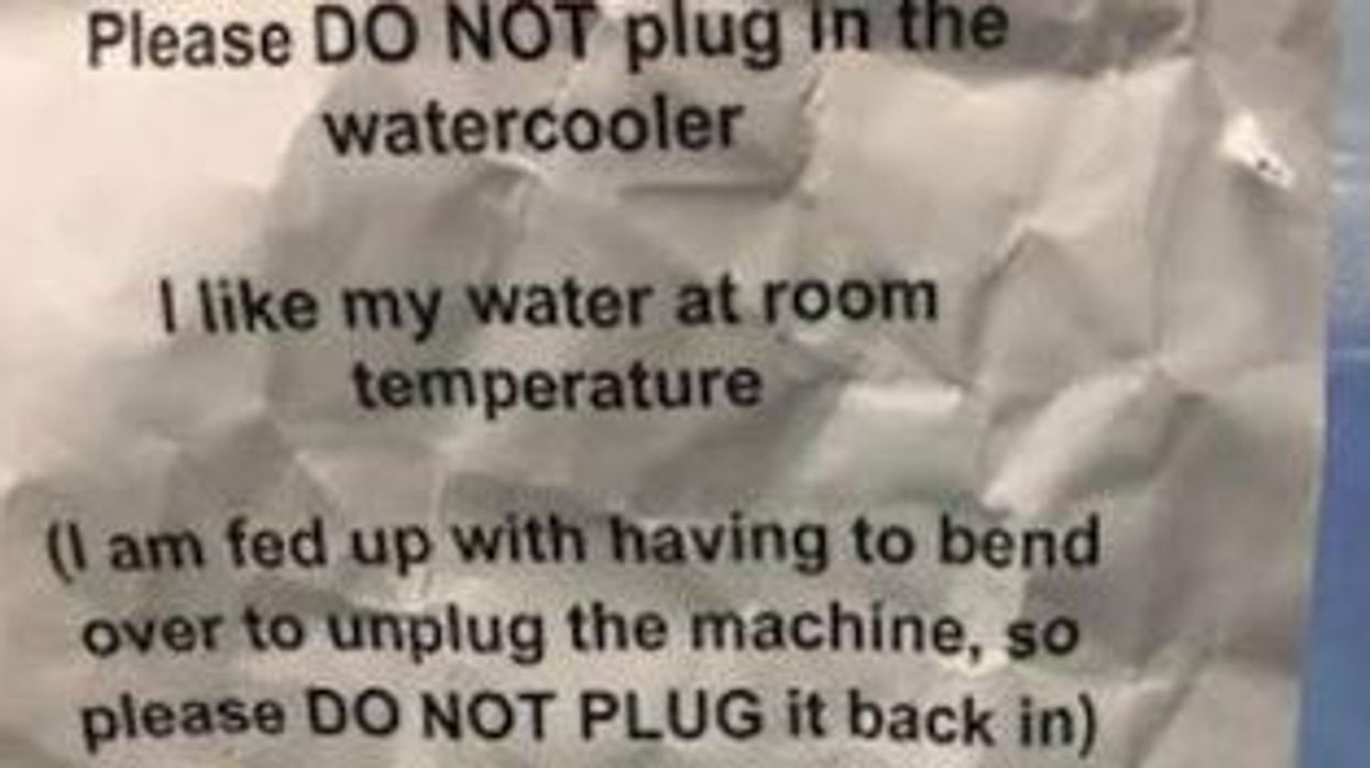 Office worker leaves note on watercooler - responses spiral out of control