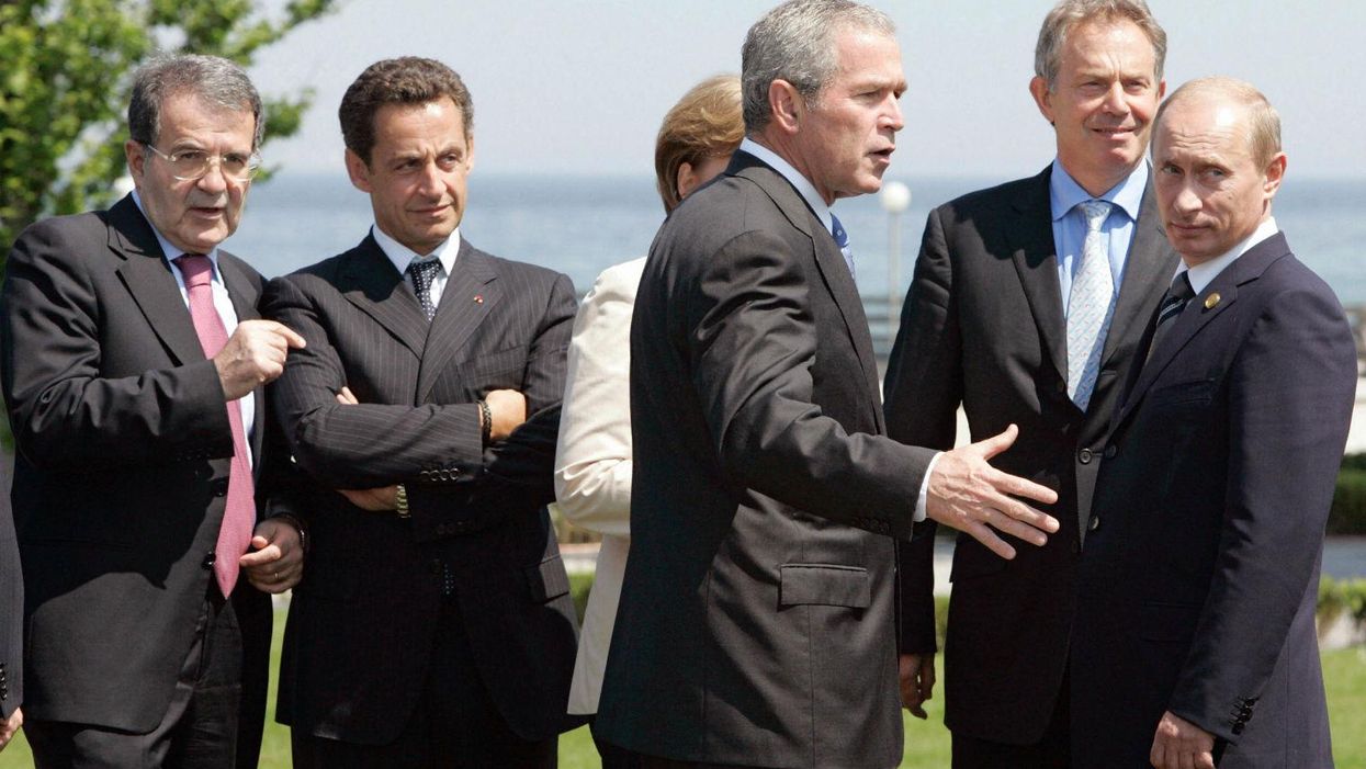 Newspaper letter makes very good argument for banning suits instead of burkinis