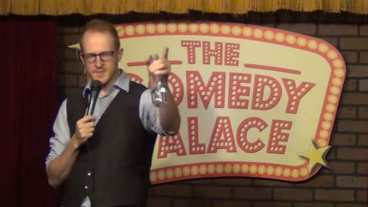 Watch a comedian absolutely obliterate a sexist heckler - in front of his own daughters