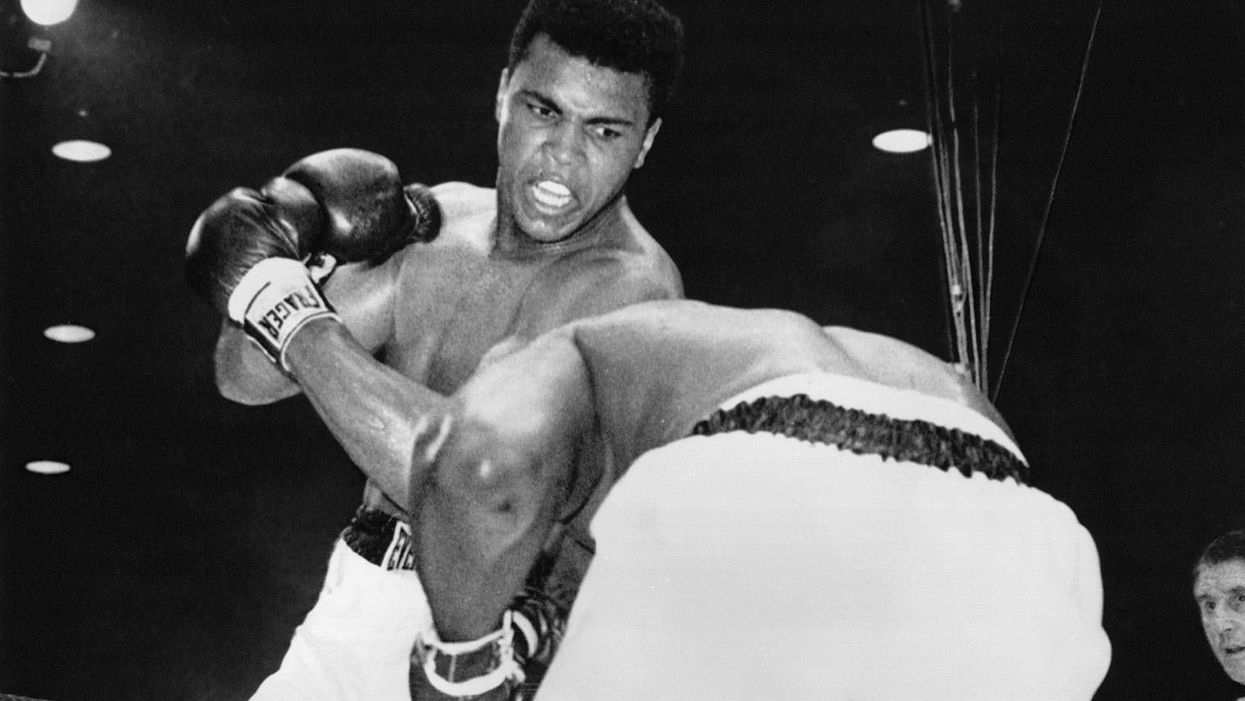 This video shows the true, terrifying speed of Muhammad Ali's fists