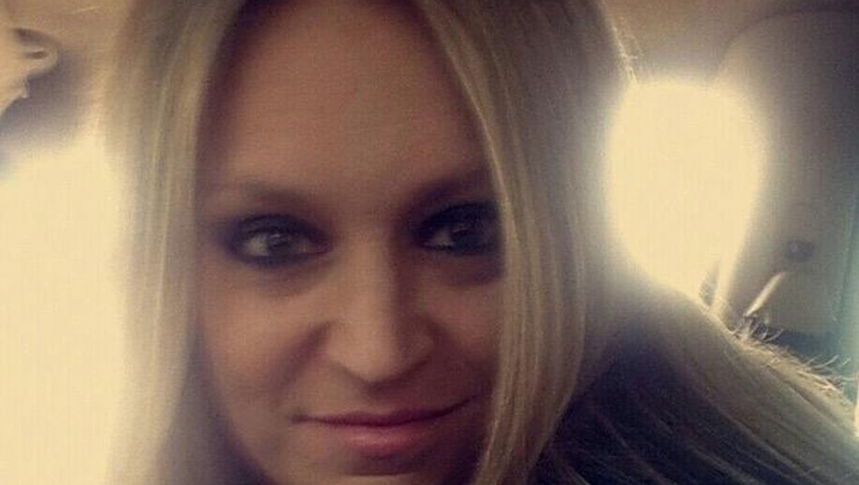 This woman is probably the meanest (and most hilarious) daughter in the world