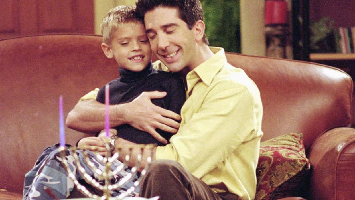 The twins who played Ben in Friends have grown up and people are really freaking out