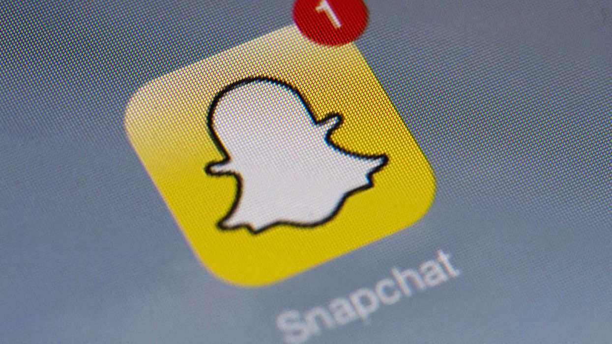 Here's how people can take secret Snapchat screenshots of you