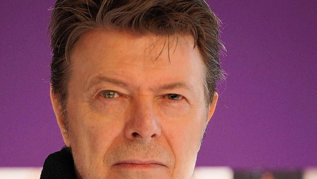 David Bowie ‘was about to start experimental cancer treatment’ a month before he died