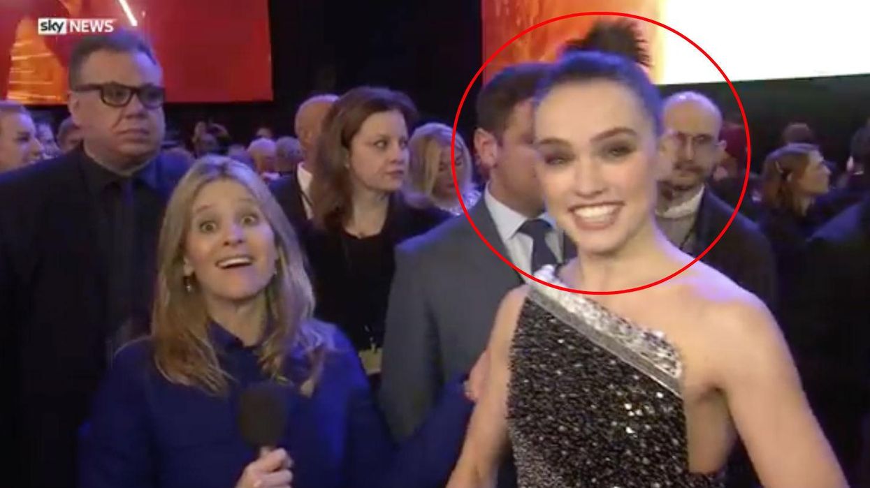 The moment Daisy Ridley realised she was on live television at the Star Wars premiere