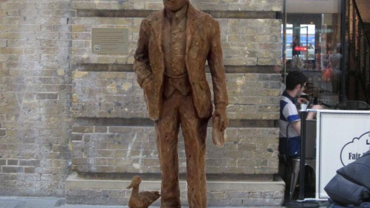 'Unbalanced duck fanatics' accused of ruining a statue at London's King's Cross train station