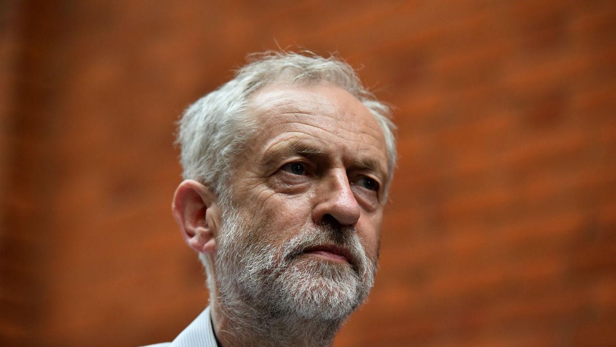 What happens when a Sun journalist asks Jeremy Corbyn about the Queen