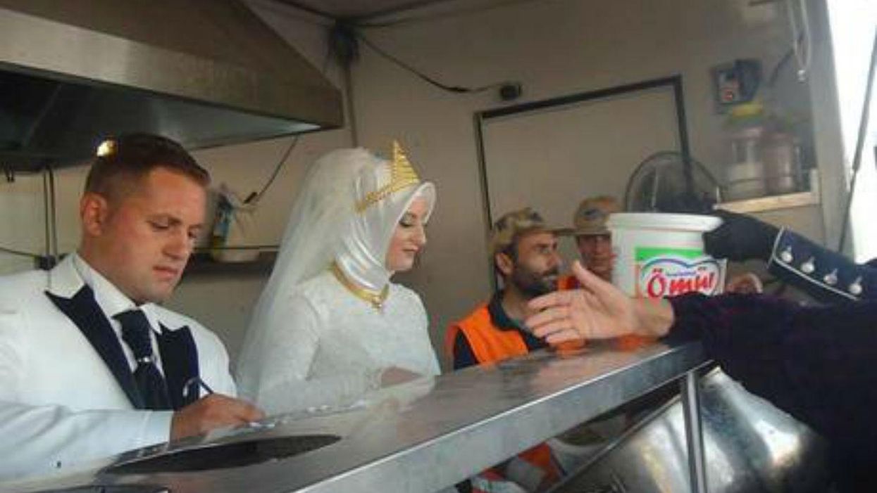 Meet the Turkish volunteers who feed 4,000 Syrian refugees every day