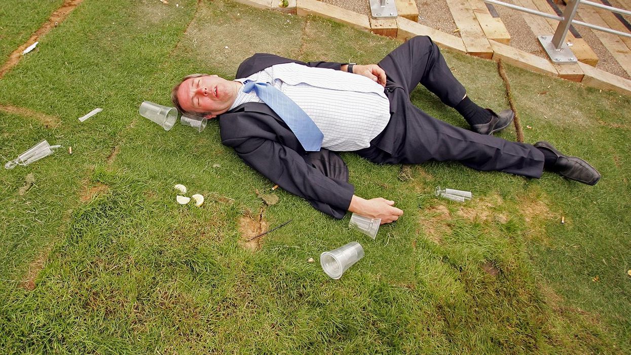 Drunk student writes stupid email to his professor, gets a surprisingly pleasant response