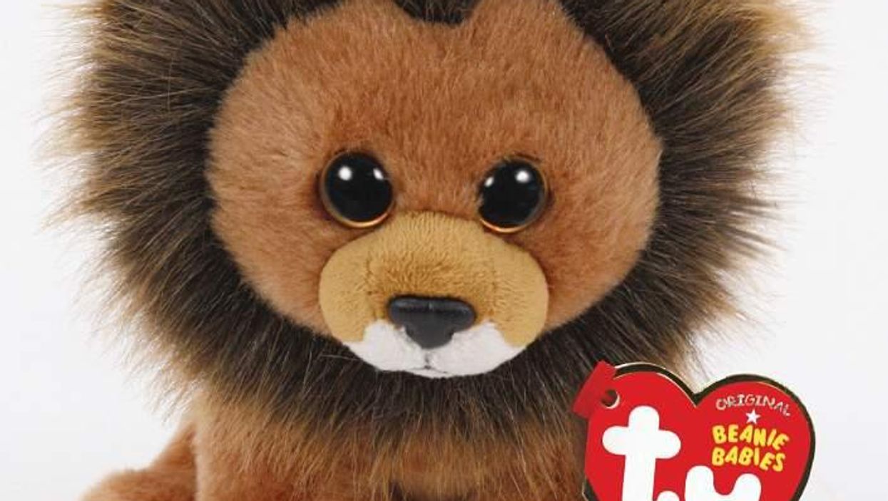 Of course you can buy Cecil the lion merchandise