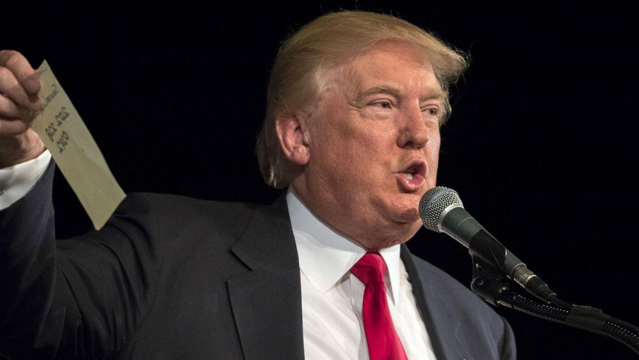 Donald Trump just gave out a rival presidential candidate's phone number, because Donald Trump